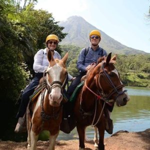Enjoy the Beautiful Horseback Riding Tour in La Fortuna!